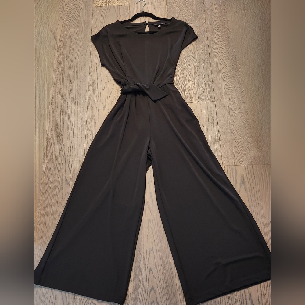 Banana Republic Cropped Leg Jumpsuit, Black, Size US S